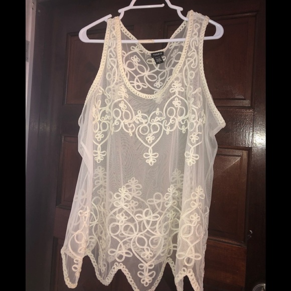 Lace Blouse - Picture 3 of 3